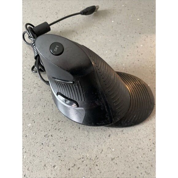 J-Tech Digital Wireless Vertical Mouse Ergonomic USB with Adjustable Sensitivity - Picture 4 of 8